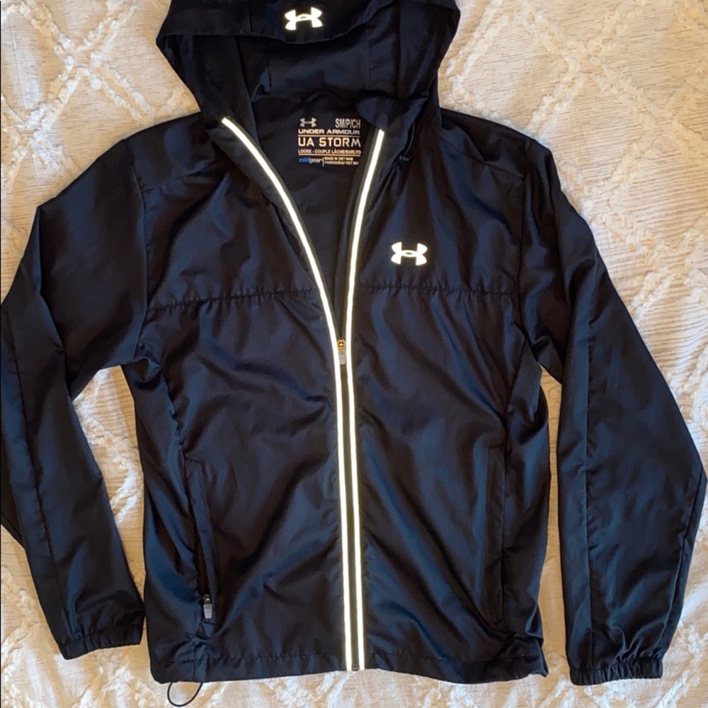 Zip up windbreaker w/ hood & adjustable waistband